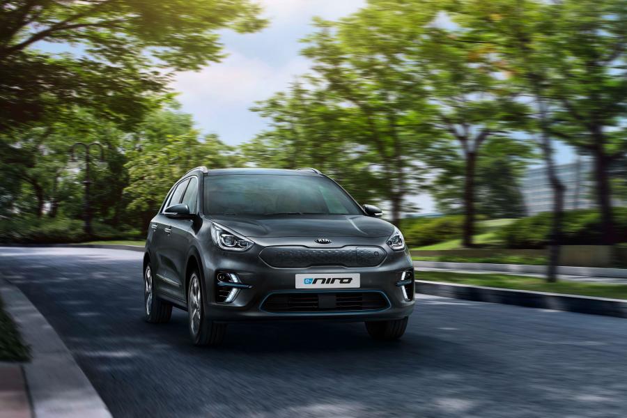  Kia e-Niro 2018 года  (WW) (фото 4 из 41)